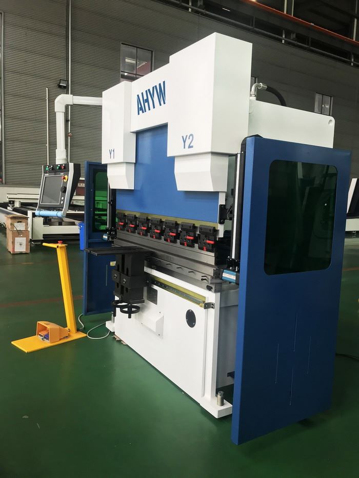 delem da66t 40t 4ft mini cnc synchro press brakes 6 axis sheet metal bender made in china
